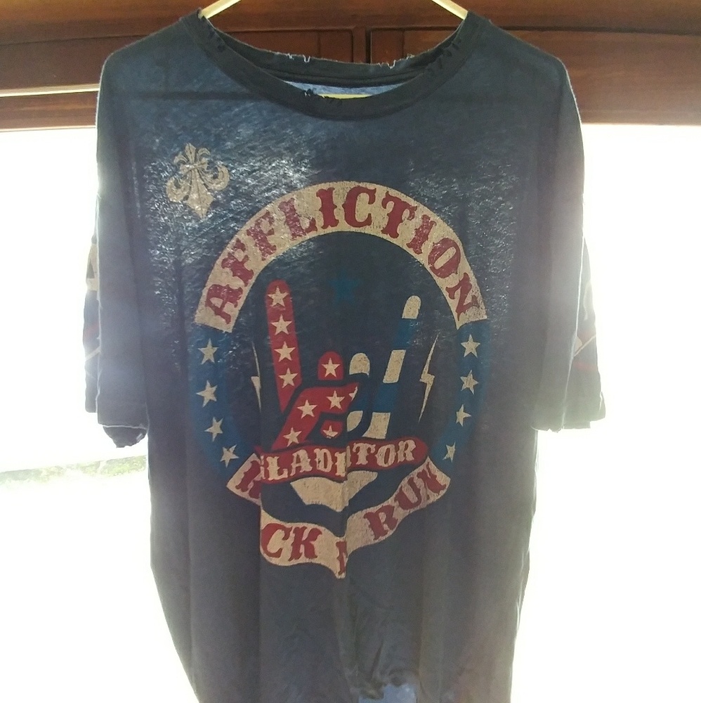 Affliction t shirt