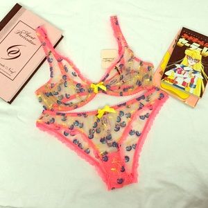 Agent Provocateur Cherrie Top and Brief 🍒💙💖