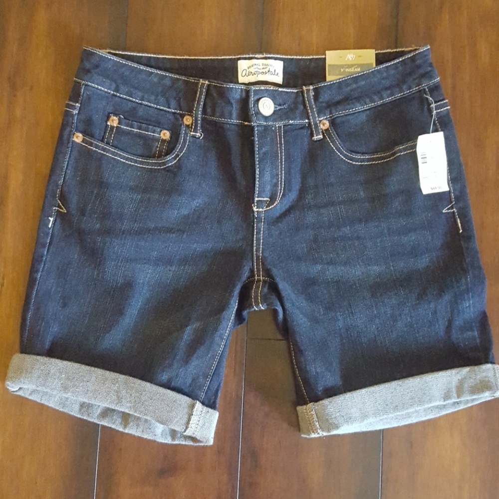 Brand new! Aeropostale Bermuda Shorts. Size 5/6