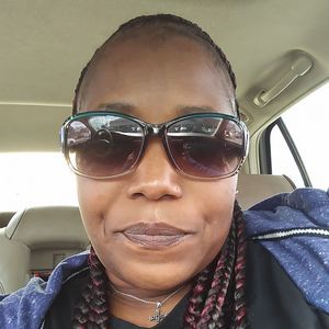 Meet your Posher, Felicia