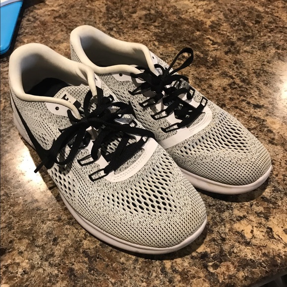 Nike Shoes - Women's Nike Shoes