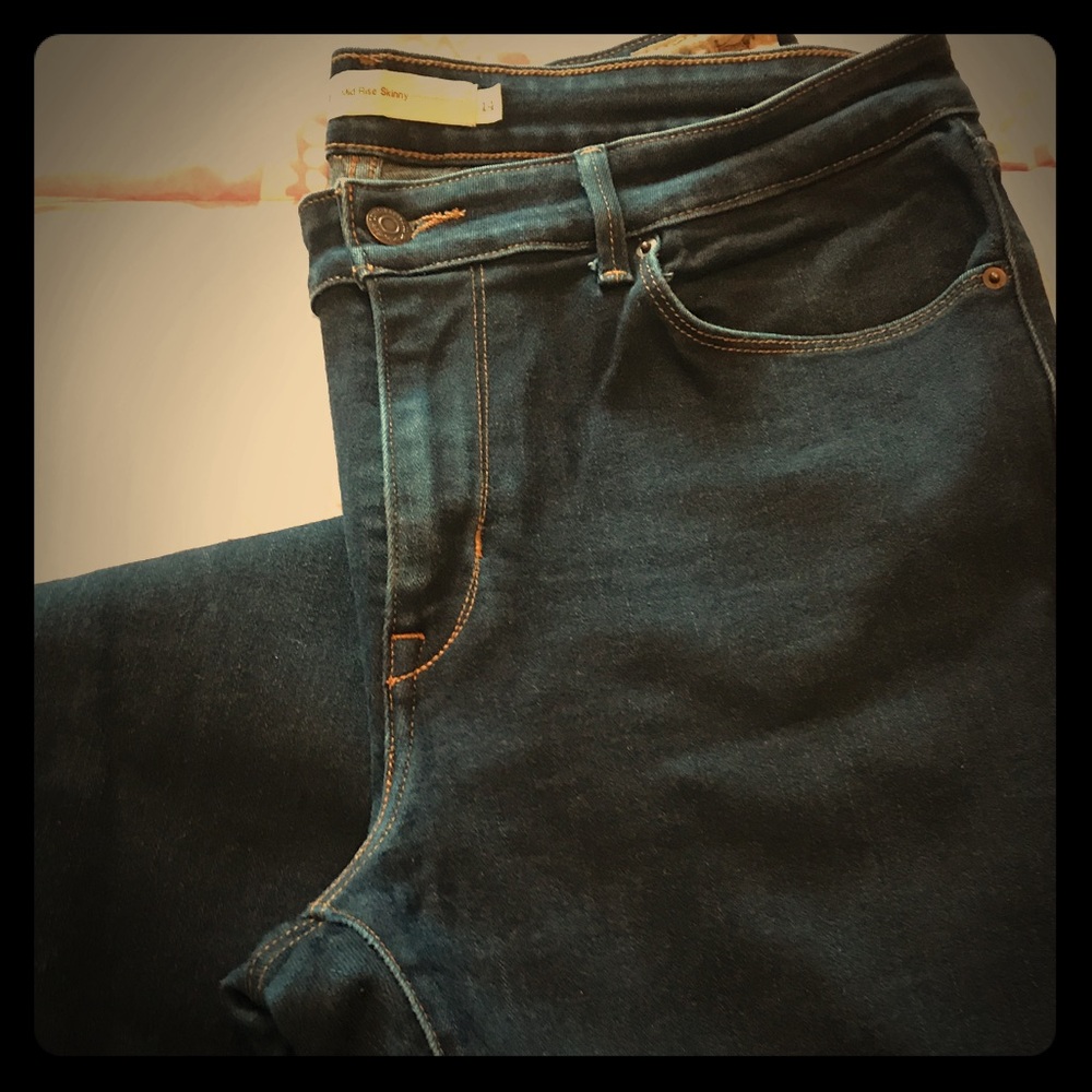Pre-loved mid-rise skinny Levi's