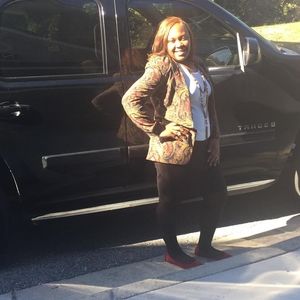 Meet your Posher, Joy