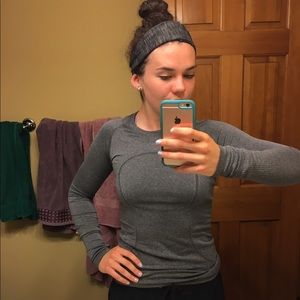 gray lululemon run swiftly long sleeve tech