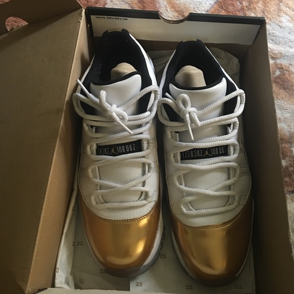 Air Jordan 11 retro low - Picture 2 of 4