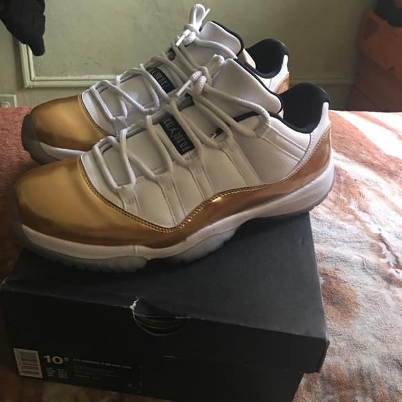 Air Jordan 11 retro low - Picture 3 of 4