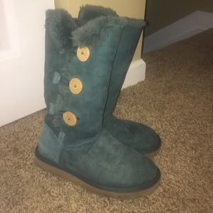UGG Australia Women's Button Boot size 7