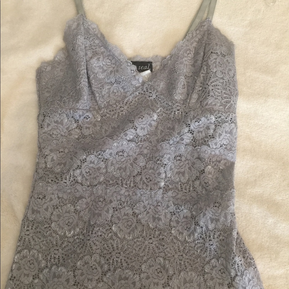 Wet seal tank top