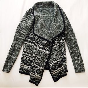 Aztec Patterned Thick Cardigan
