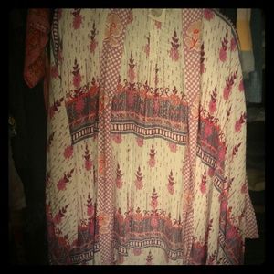 Lilka robe/kimono from Anthropologie.