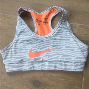 Girls Nike pro dri-fit sports bra M