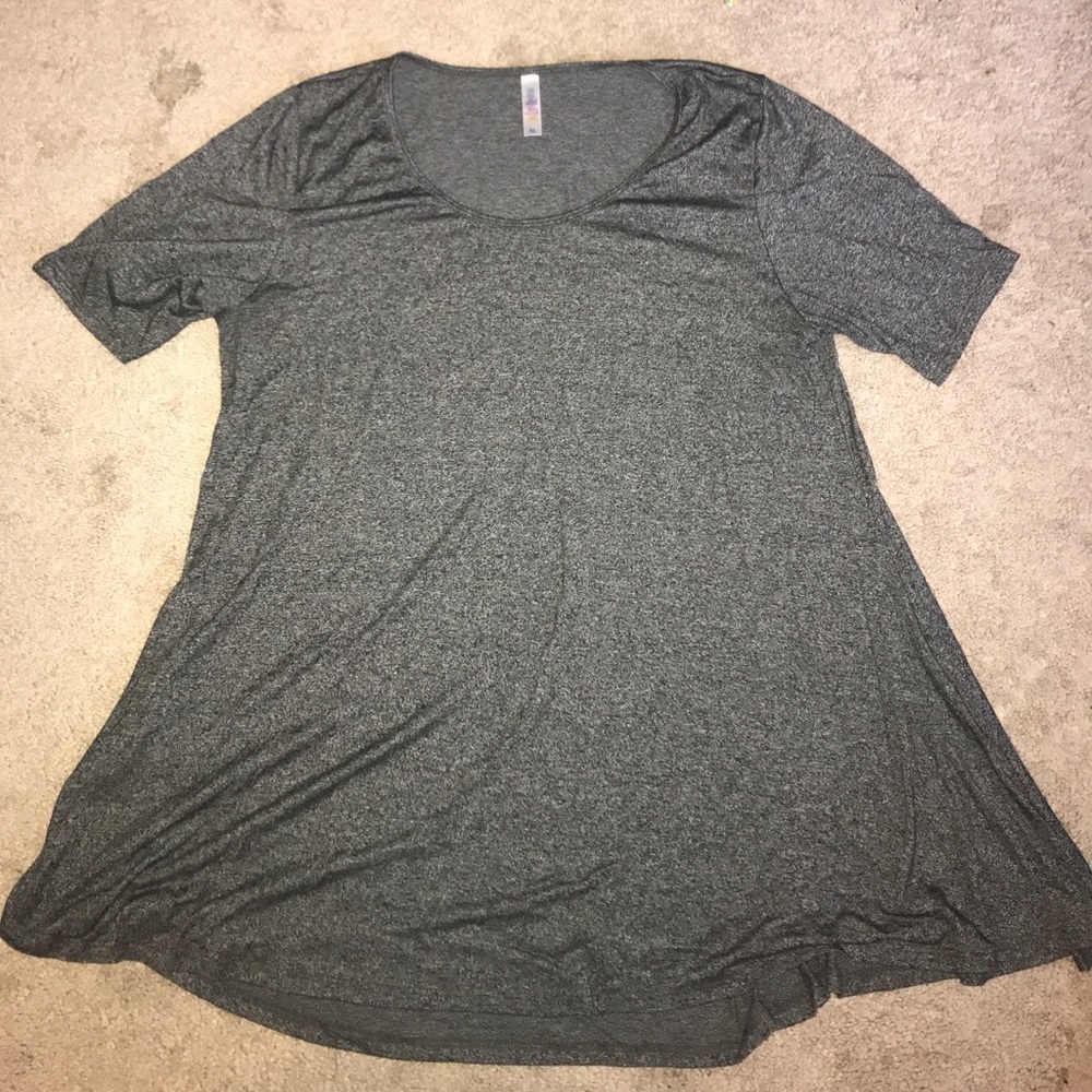 XL Lularoe Perfect T