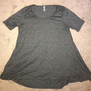 XL Lularoe Perfect T