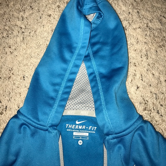 🎉SALE🎉 EUC NIKE THERMA FIT RUNNING JACKET - Picture 6 of 6