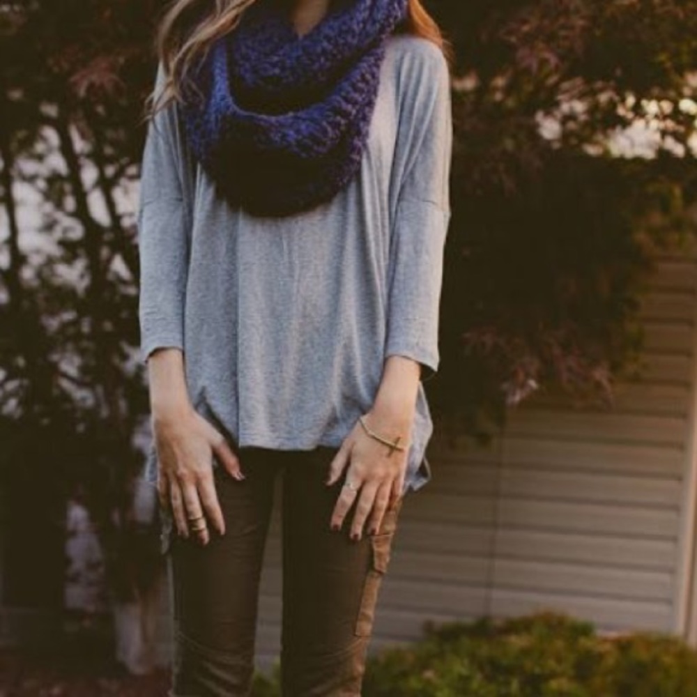 Thick Cable-Knit Navy Infinity Scarf
