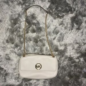 Michael Kors white hand bag