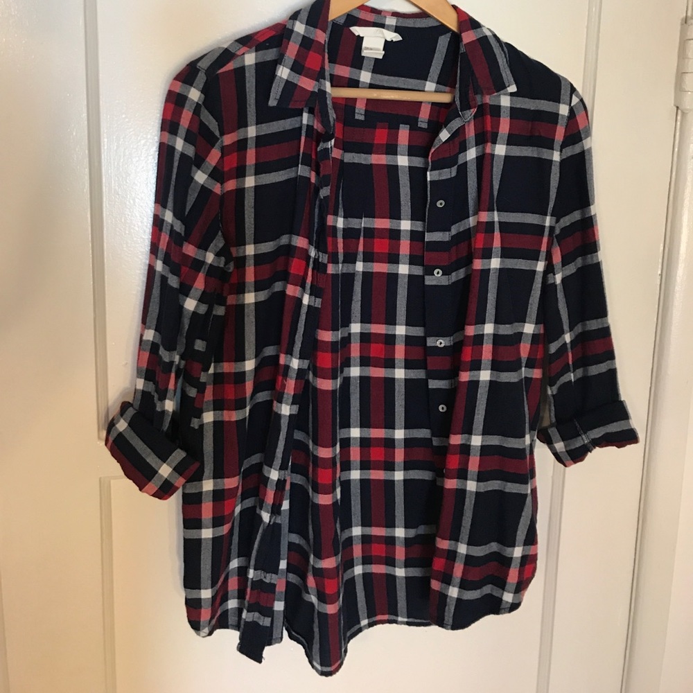 Blue red and white flannel button down