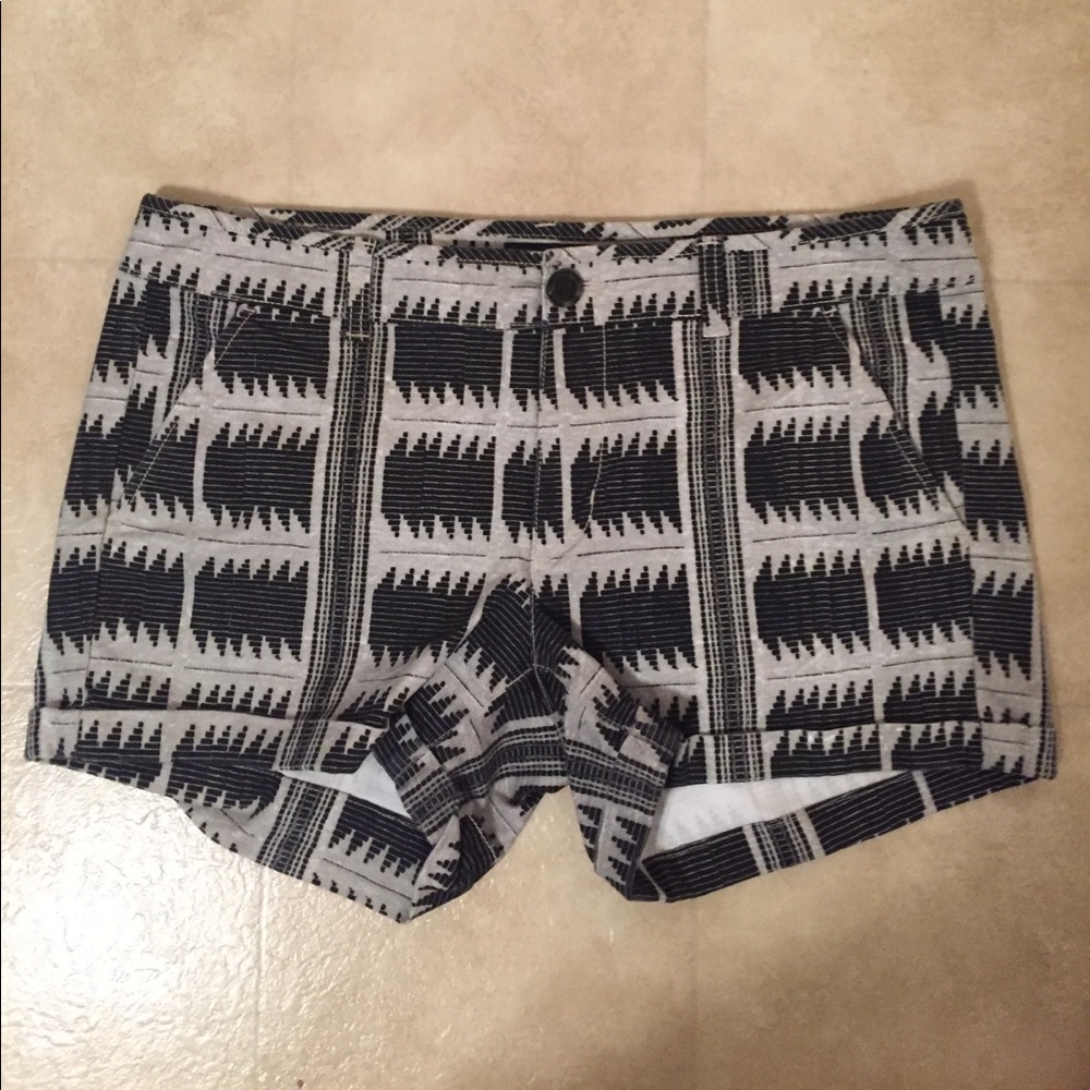 American Eagle printed shorts