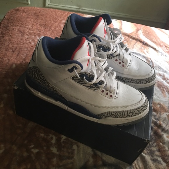 Jordan 3's - Picture 3 of 4