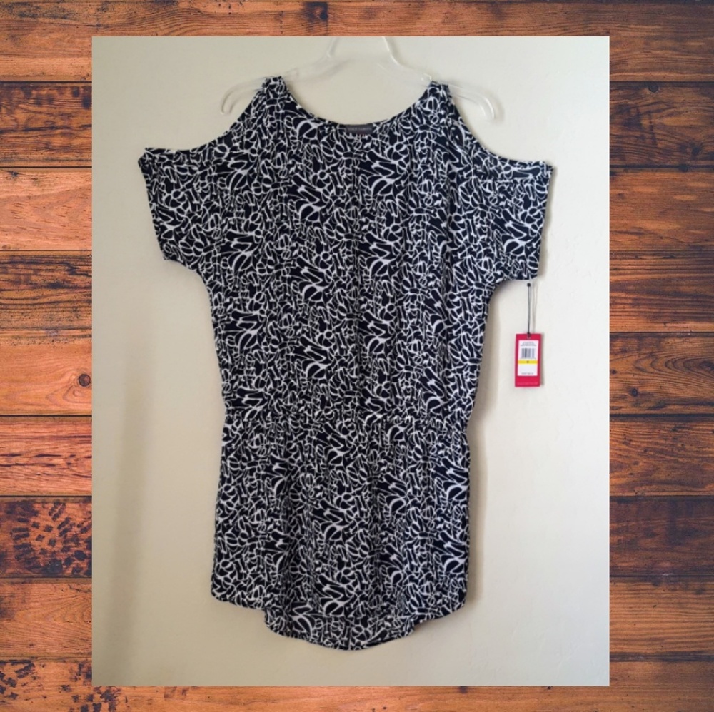 NWT Vince Camuto Cold Shoulder Tunic or Coverup