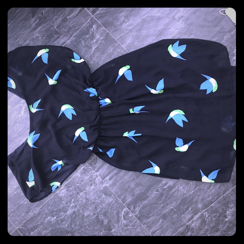 Adorable dress with bow on back