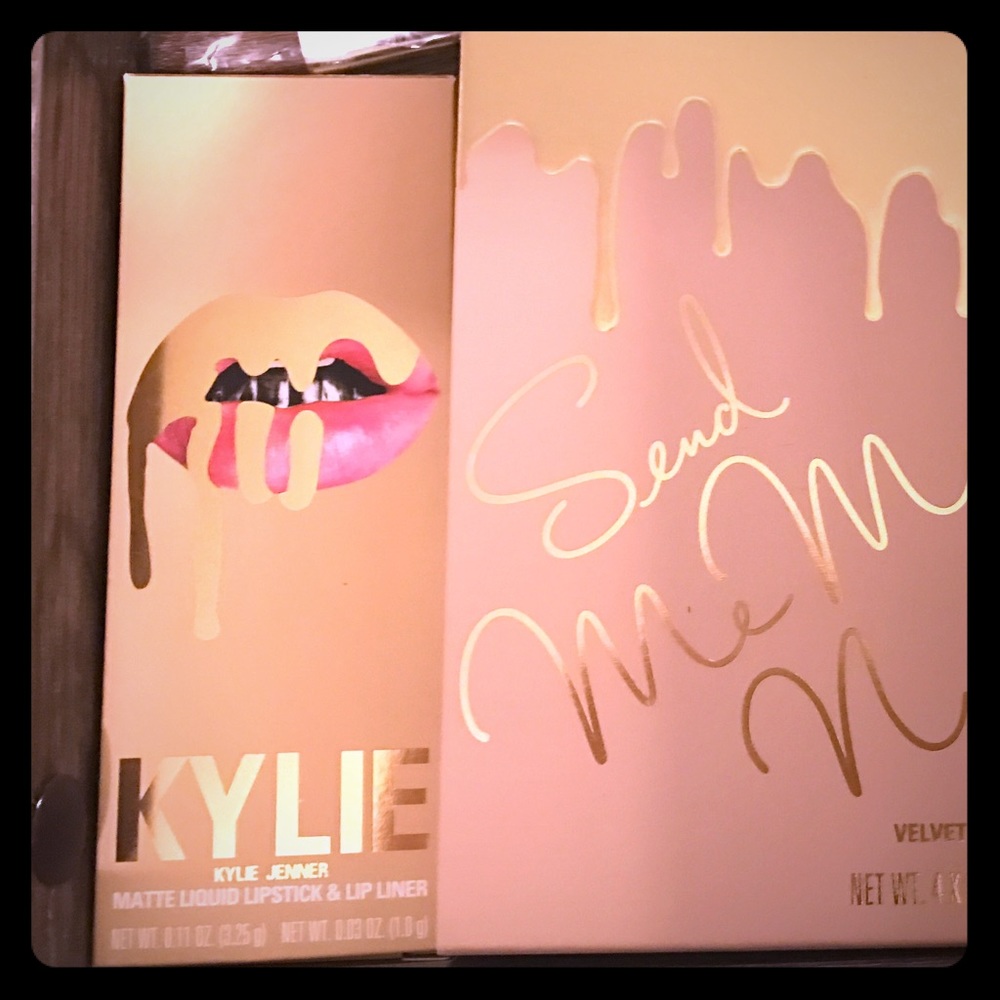 Kylie summer lip kit