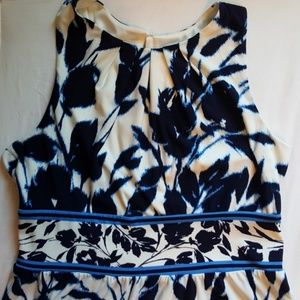 London Times Blue and White Floral Maxi Dress