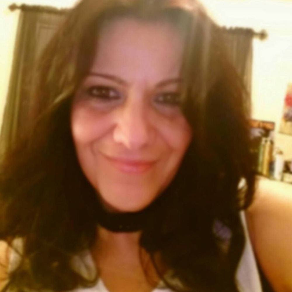 Meet your Posher, Debbie