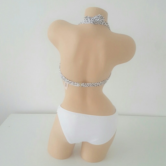 Victoria's secret 34B MEDIUM BIKINI NEW