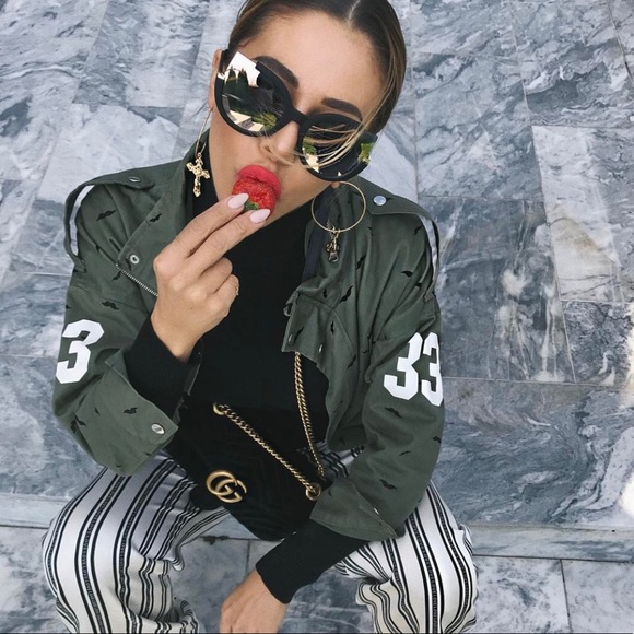 Royale- Rose Gold Mirrored Cat Eyesunglasses - Picture 2 of 8