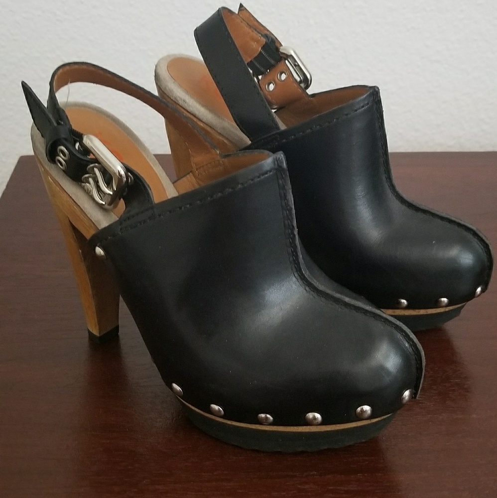 Michael Kors Studded Platform Mule Size 5.5