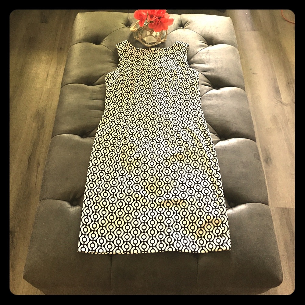 NWOT Mario Serrani Chic Patterned Sheath Dress