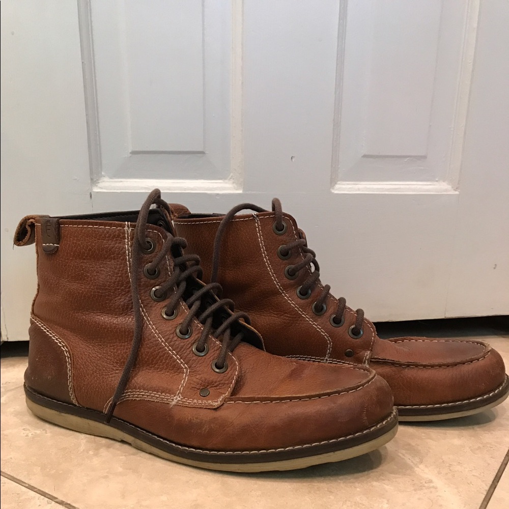 Men's Crevo Buck Boots