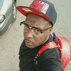 Meet your Posher, Cortney