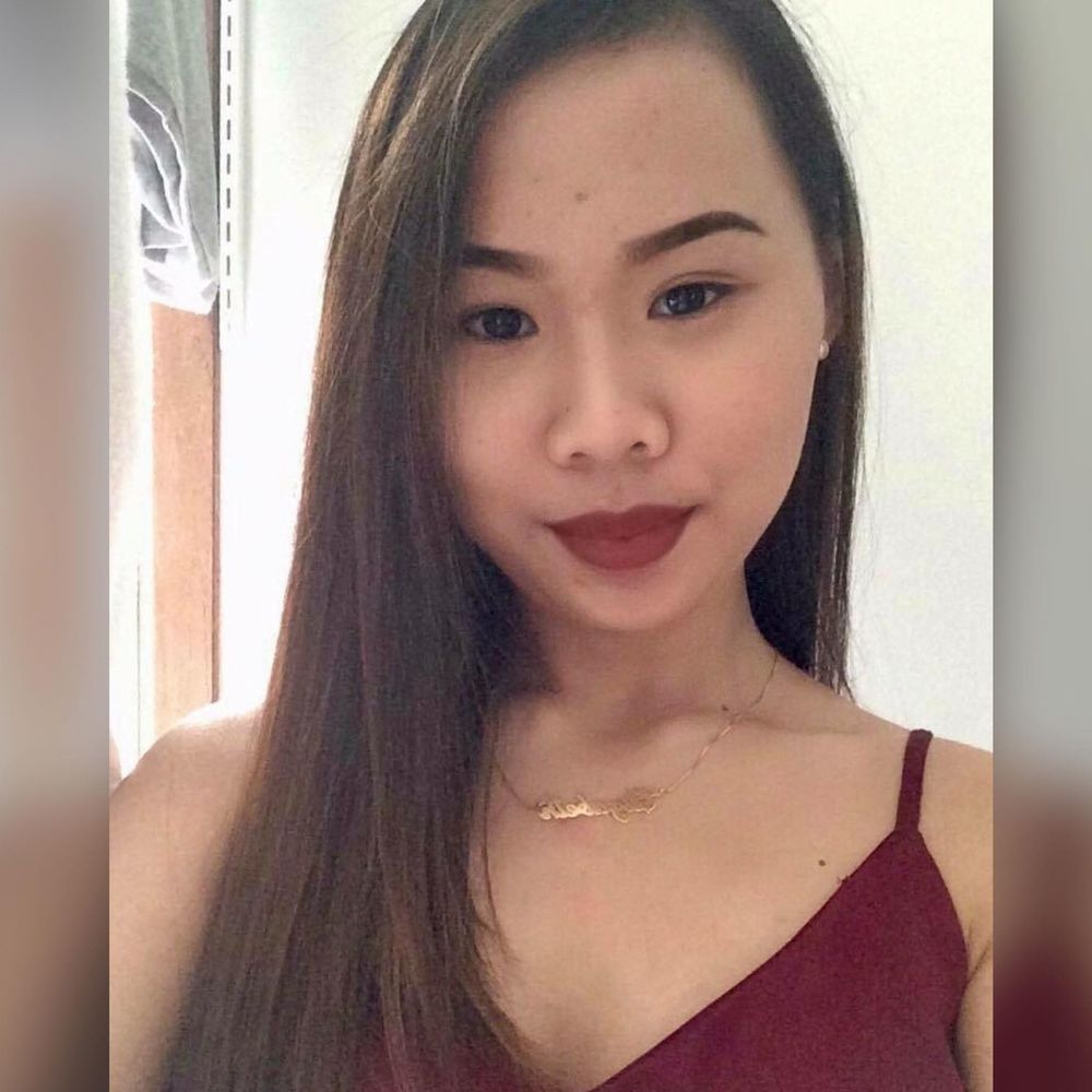 Meet your Posher, Sabeth