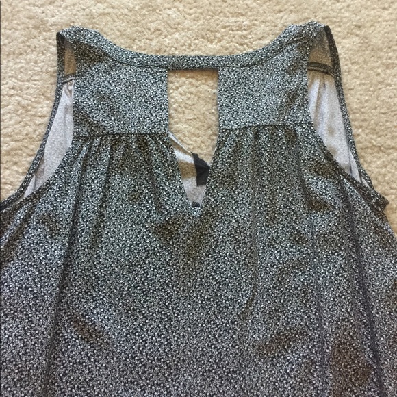 Black floral dress - Picture 4 of 4