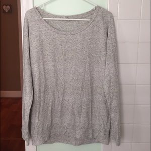 Lightweight gray top
