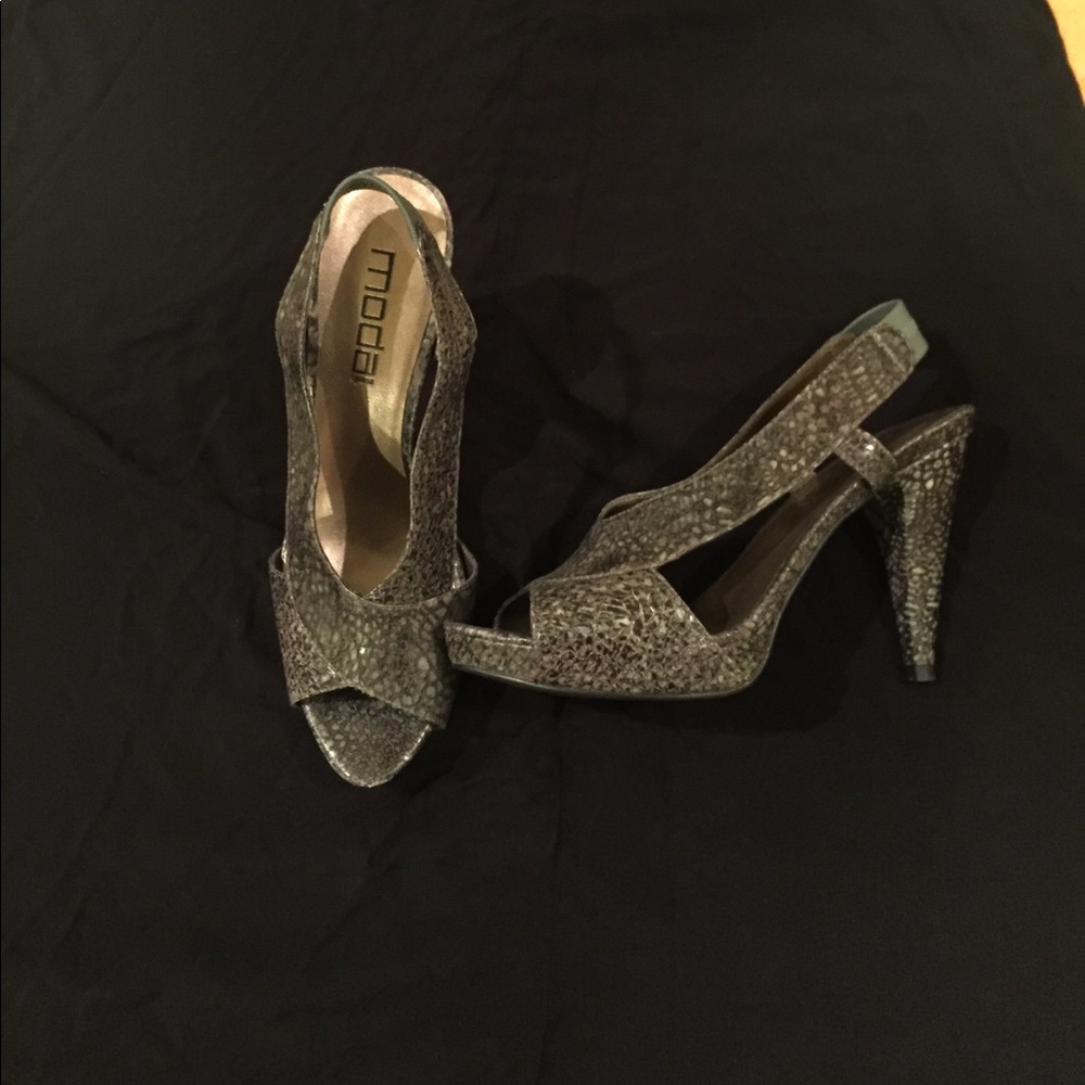 Peep toe faux snake skin