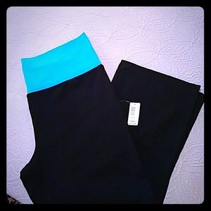 Yoga capris💝 never been worn.