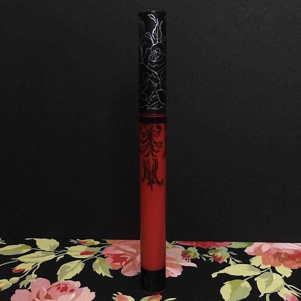Kat Von D - "Santa Sangre"