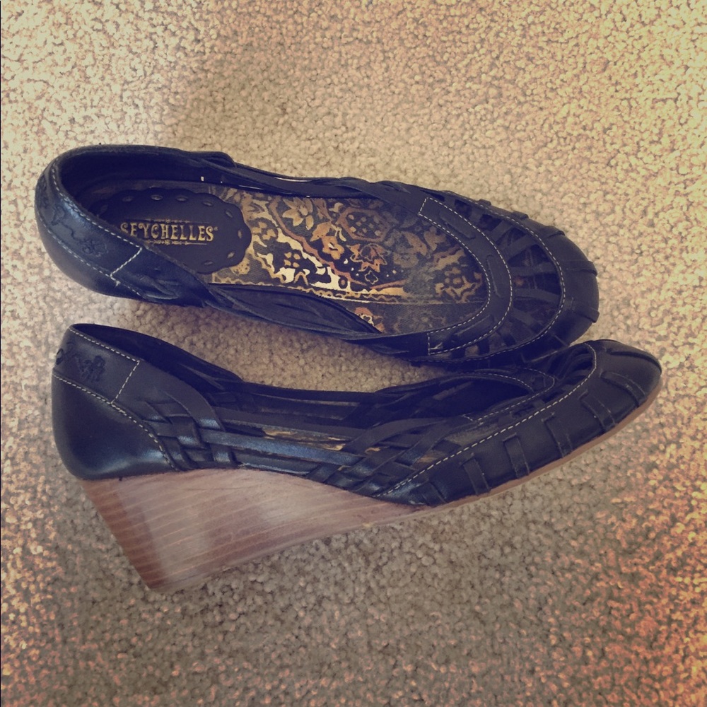 Seychelles Black Huarache Style Shoe - Sz 8