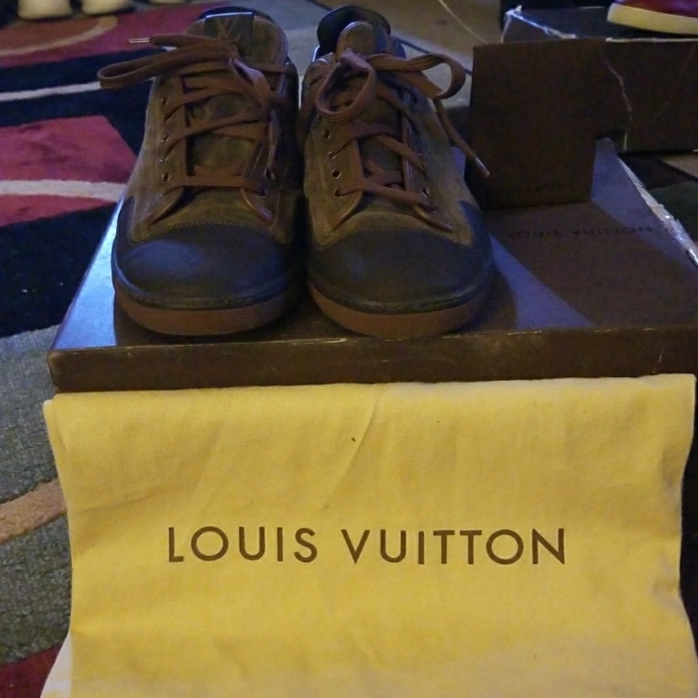Louis Vuitton Sneakers
