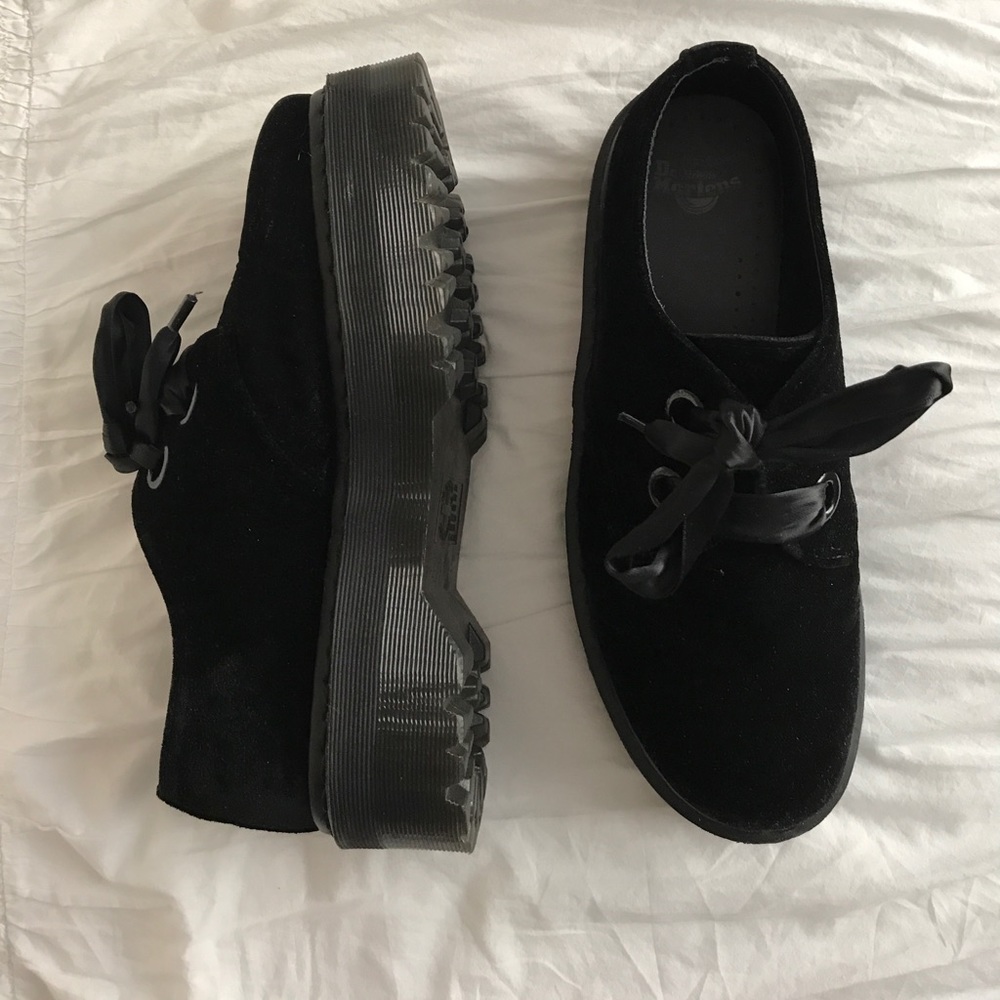 Velvet Holly Oxfords Platform Dr Martens