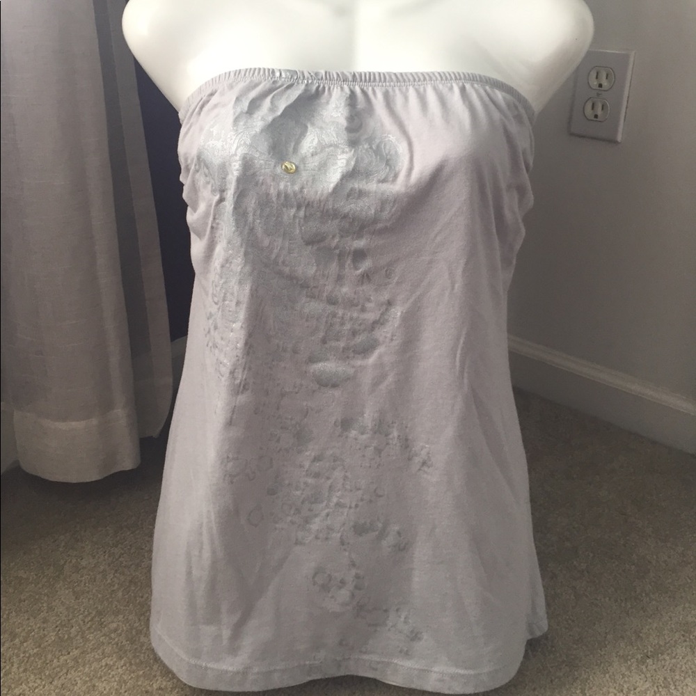 Strapless gray top with design and gem