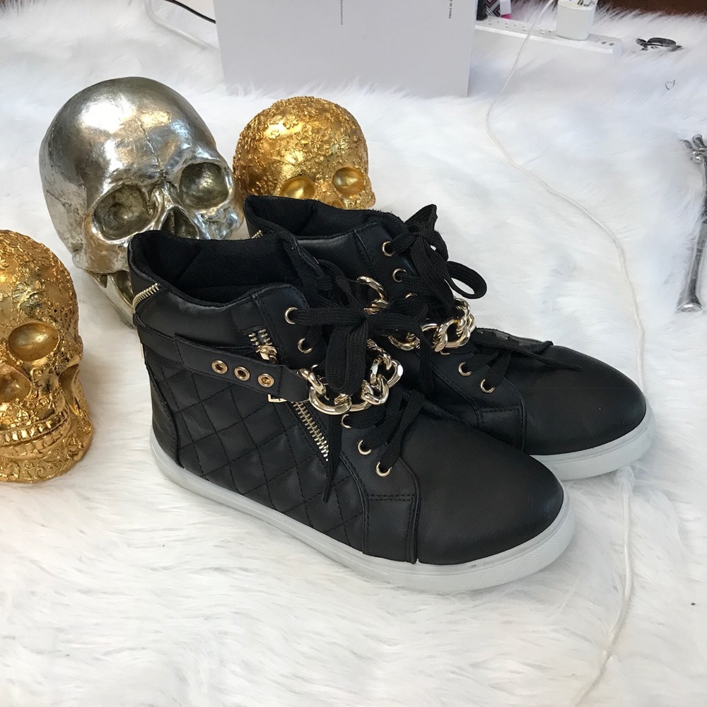 Twisted sneakers