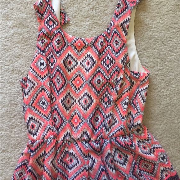 Pink summer dress - Picture 2 of 4