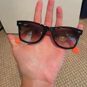 Ray-ban Wayfarer sunglasses