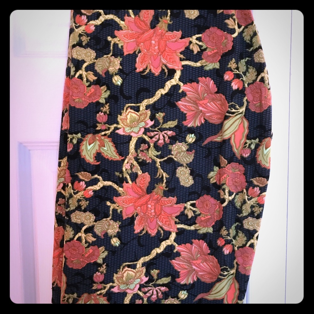 🛍Last Chance🛍 Floral TC leggings