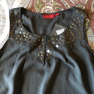 Sleeveless blouse. Size S.