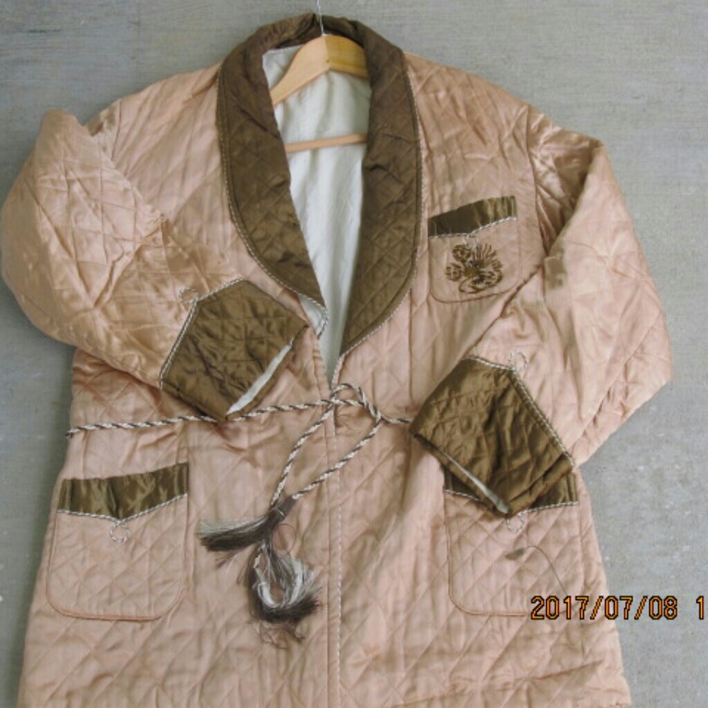 Quick SellVintage Robe Made In Japan